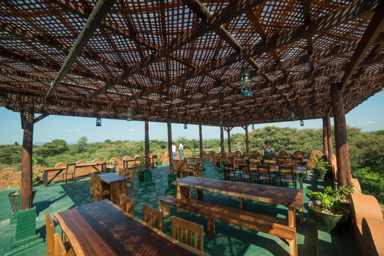 Bagan Vertex Hotel Exteriör bild